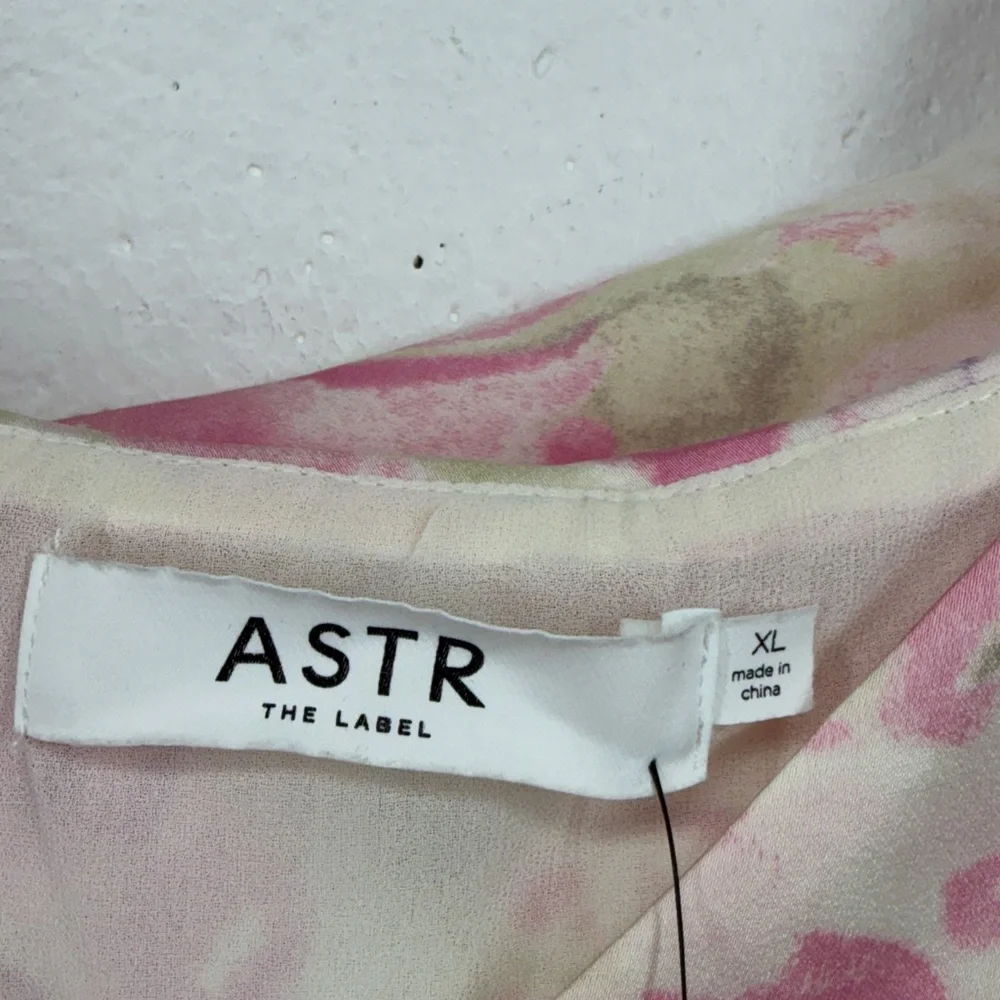 ASTR Women’s XL Pink Watercolor Asymmetric Shoulder Strap Midi Dress NEW - Picture 8 of 13